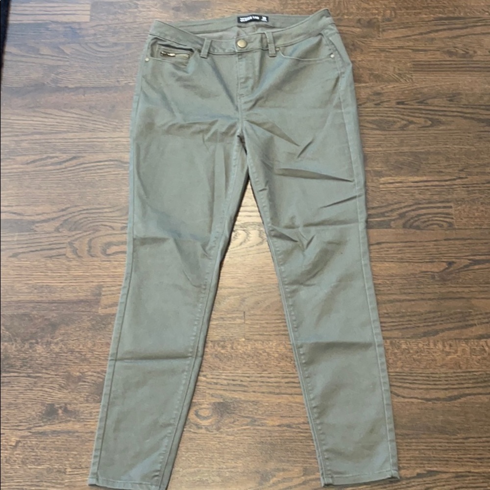 Design lab khaki pants